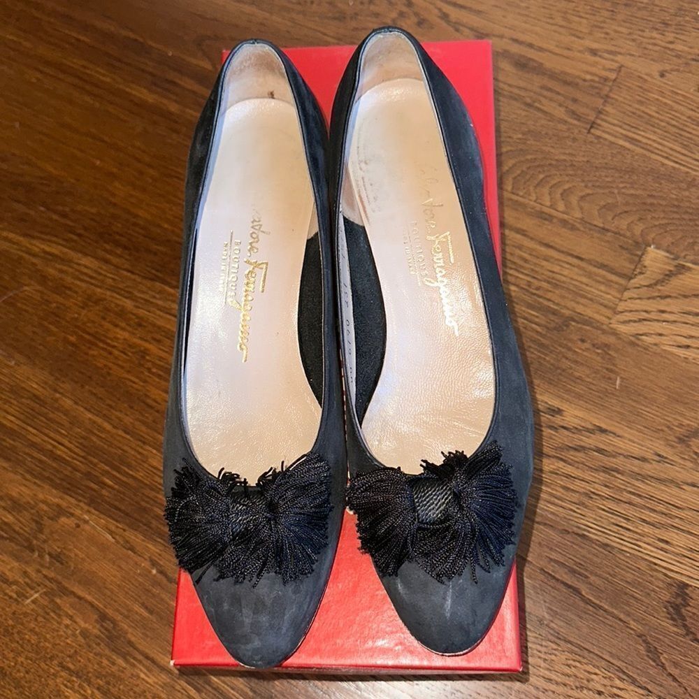 Salvatore Ferragamo Boutique Norine black Nero Nabuck Calf low heel‎ shoes